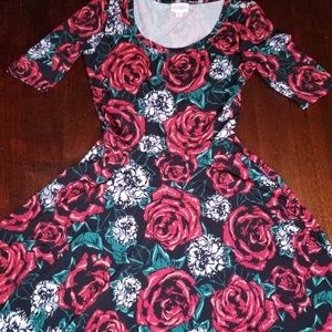 XS Lularoe Nicole dress